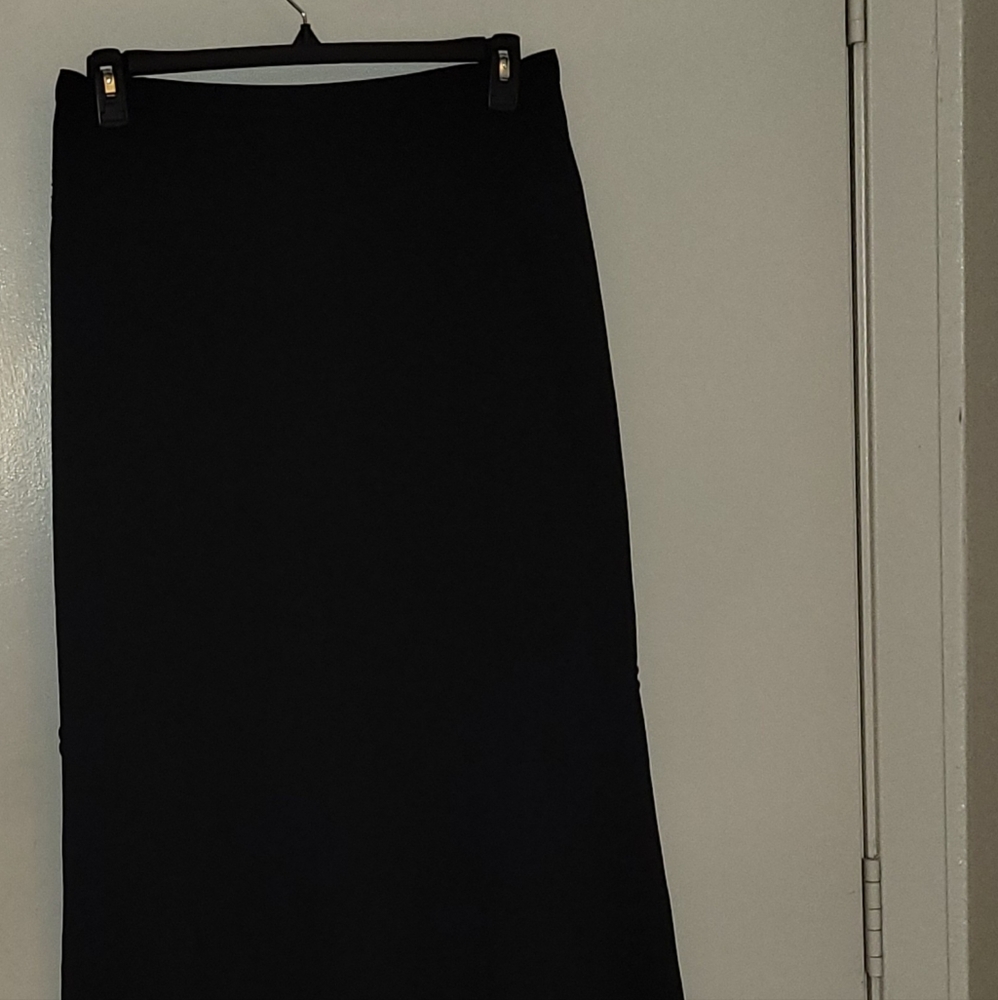 Black fitted maxi skirt size 46